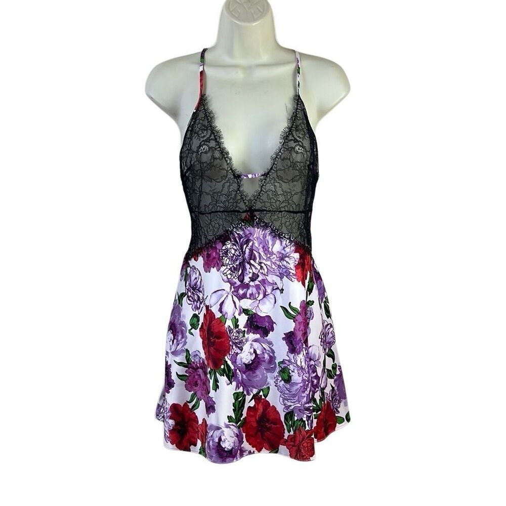 Victoria’s Secret Lace and Floral Cross Back Sheer Top Nightgown Camisole Size L
